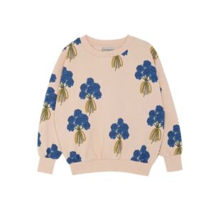 The Campamento oversized sweater flowers