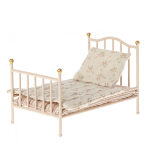 Maileg vintage bed
